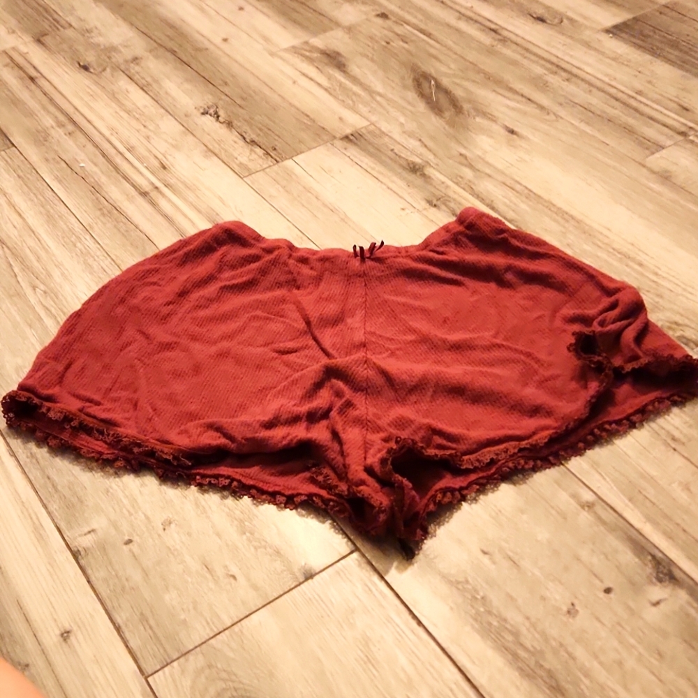 Comfy casual knit shorts